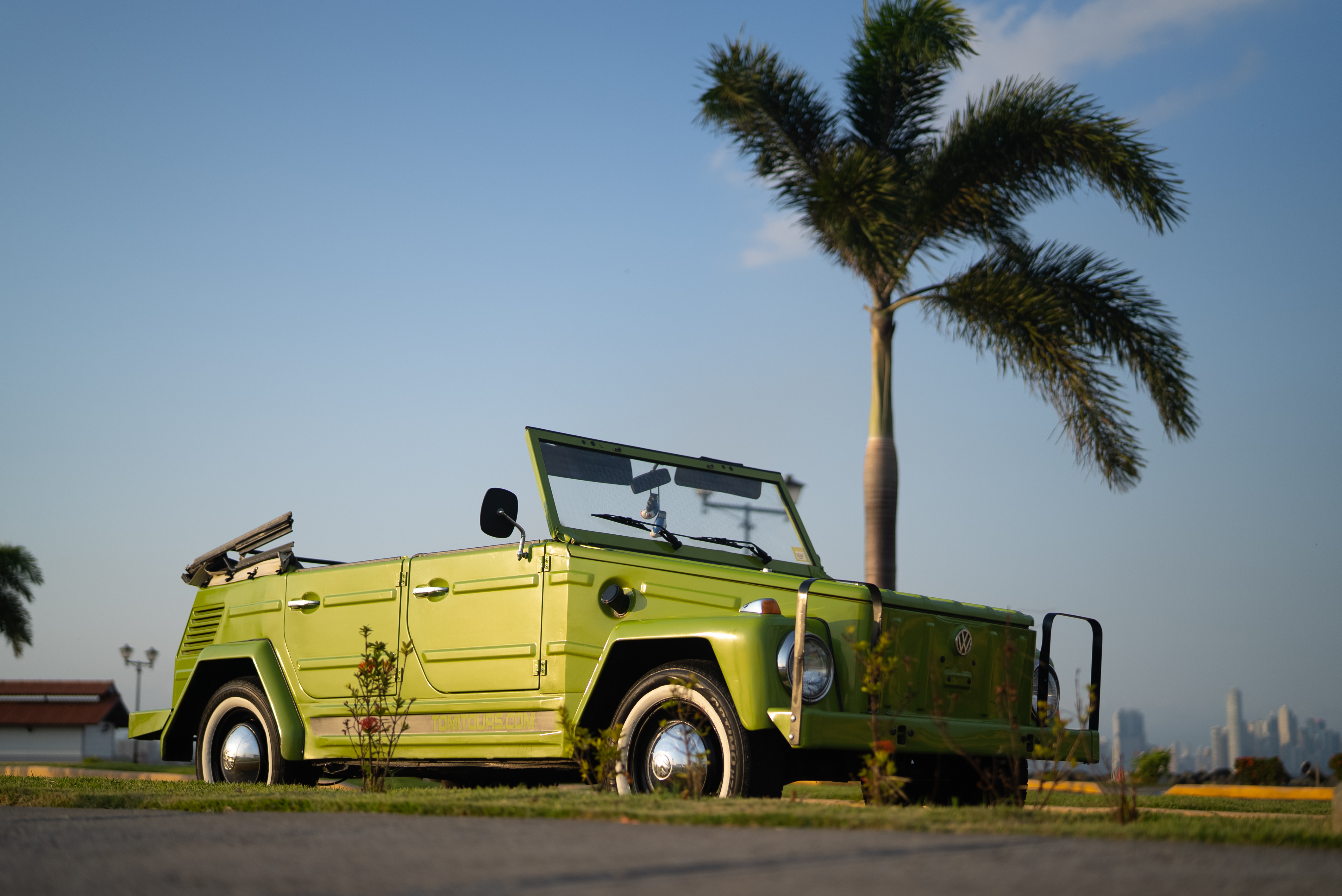 VW Safari tour in Panama City with Tomi Tours